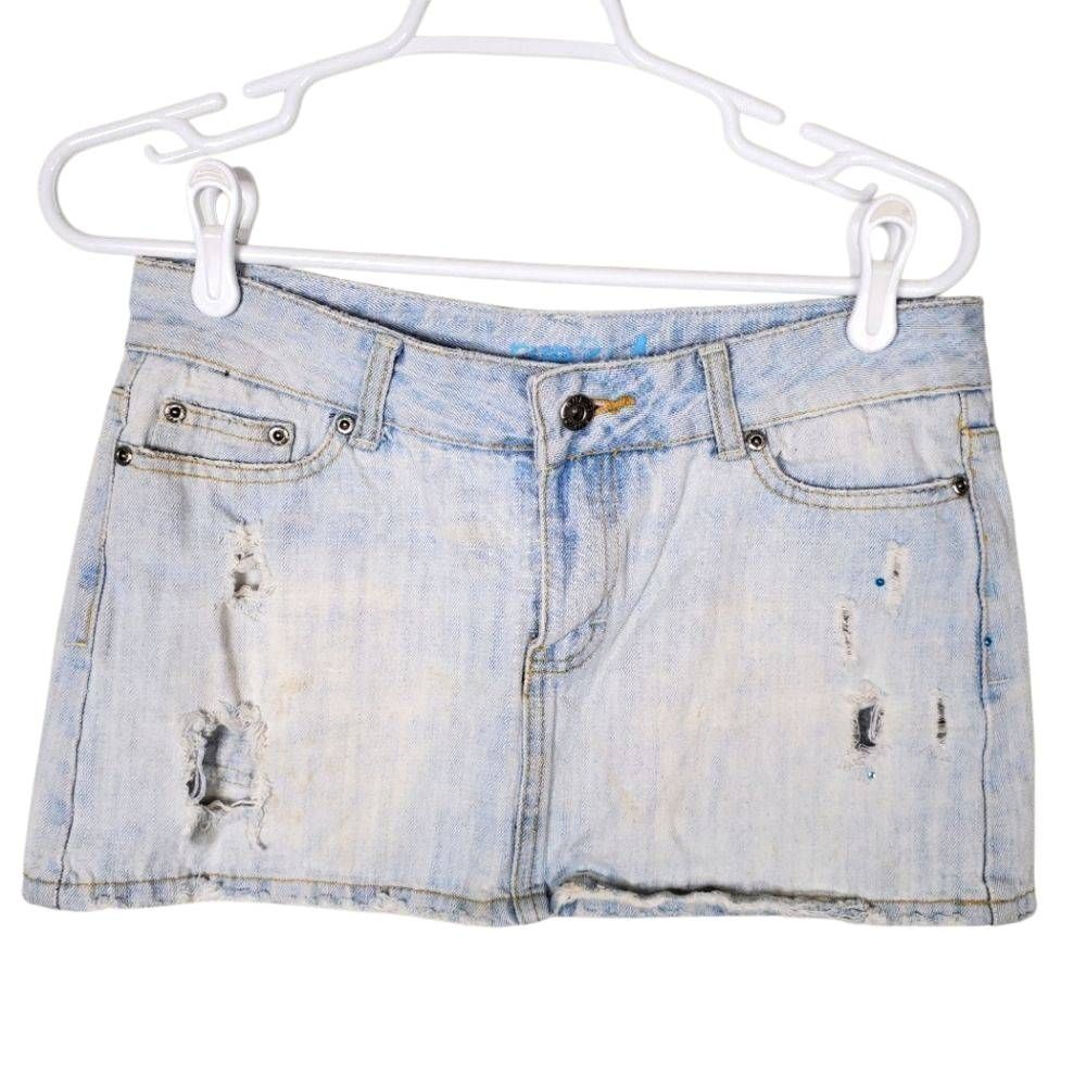 Rue21 Y2K Embelished Distressed Lightwash‎ Jean Mini Skirt Size 3/4